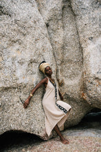 Load image into Gallery viewer, EL VIENTO DRESS