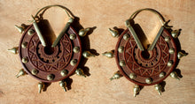 Load image into Gallery viewer, STEAMPUNK EARRINGS