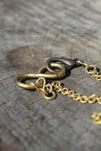 Load image into Gallery viewer, PIRATE LABRADORITE NECKLACE