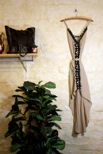 Load image into Gallery viewer, EL VIENTO DRESS