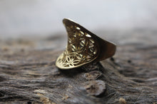 Load image into Gallery viewer, UNISEX FLOWER OF LIFE RING
