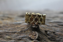 Load image into Gallery viewer, UNISEX BRASS RING