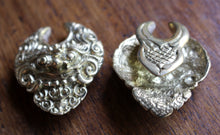 Load image into Gallery viewer, BARONG EAR WEIGHTS