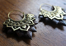Load image into Gallery viewer, WOODEN CARVED EARINGS