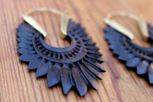 Load image into Gallery viewer, RED WOOD FEATHER