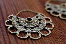 Load image into Gallery viewer, AZTEC EARRINGS