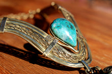 Load image into Gallery viewer, CHRYSOCOLLA NECKLACE
