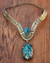 Load image into Gallery viewer, CHRYSOCOLLA NECKLACE