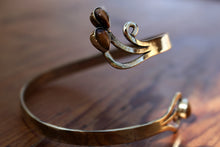 Load image into Gallery viewer, TIGERS EYE BRACELET