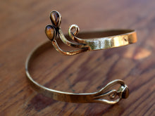 Load image into Gallery viewer, TIGERS EYE BRACELET