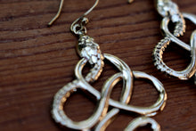 Load image into Gallery viewer, KENÉ EARRINGS