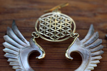 Load image into Gallery viewer, MABAWA EARINGS
