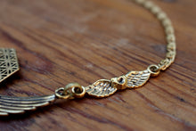 Load image into Gallery viewer, LABRADORITE LOTUS NECKLACE