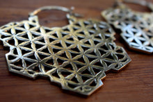 Load image into Gallery viewer, BIG FLOWER OF LIFE EARRINGS