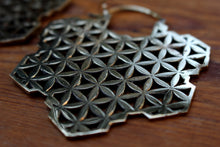 Load image into Gallery viewer, BIG FLOWER OF LIFE EARRINGS
