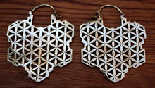 Load image into Gallery viewer, BIG FLOWER OF LIFE EARRINGS