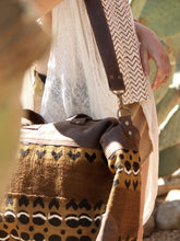 Load image into Gallery viewer, ASHANTI TRAVEL BAG