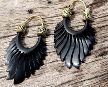 Load image into Gallery viewer, WING EARRINGS