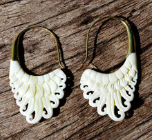 Load image into Gallery viewer, WHITE BONE EARRINGS