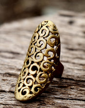 Load image into Gallery viewer, BRASS SPIRAL RING