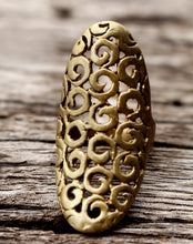 Load image into Gallery viewer, BRASS SPIRAL RING