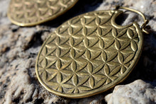 Load image into Gallery viewer, MAUA EARRINGS