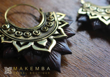 Load image into Gallery viewer, WOODEN CARVED EARINGS
