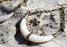 Load image into Gallery viewer, SHIVA MOON EARINGS