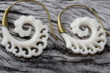 Load image into Gallery viewer, SPIRAL EARINGS