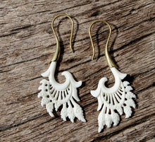 Load image into Gallery viewer, ORNATE BONE EARINGS