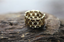 Load image into Gallery viewer, UNISEX BRASS RING
