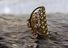Load image into Gallery viewer, SACRED GEOMETRY RING
